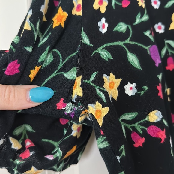 🌼 Vintage Next Move Black Floral Button Down Shirt – Cottagecore Summer Top - Picture 3 of 3